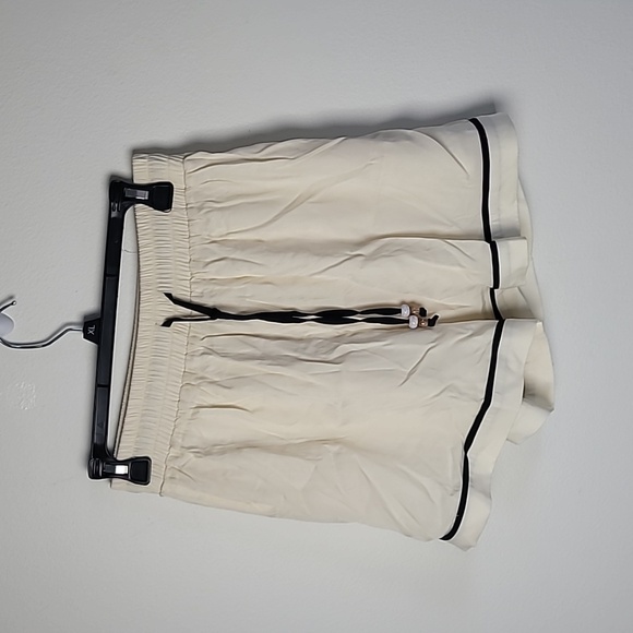 NWT Sancia The Label Laine Shirt & Cambrie Shorts Set Pearl Two Piece - Picture 3 of 9